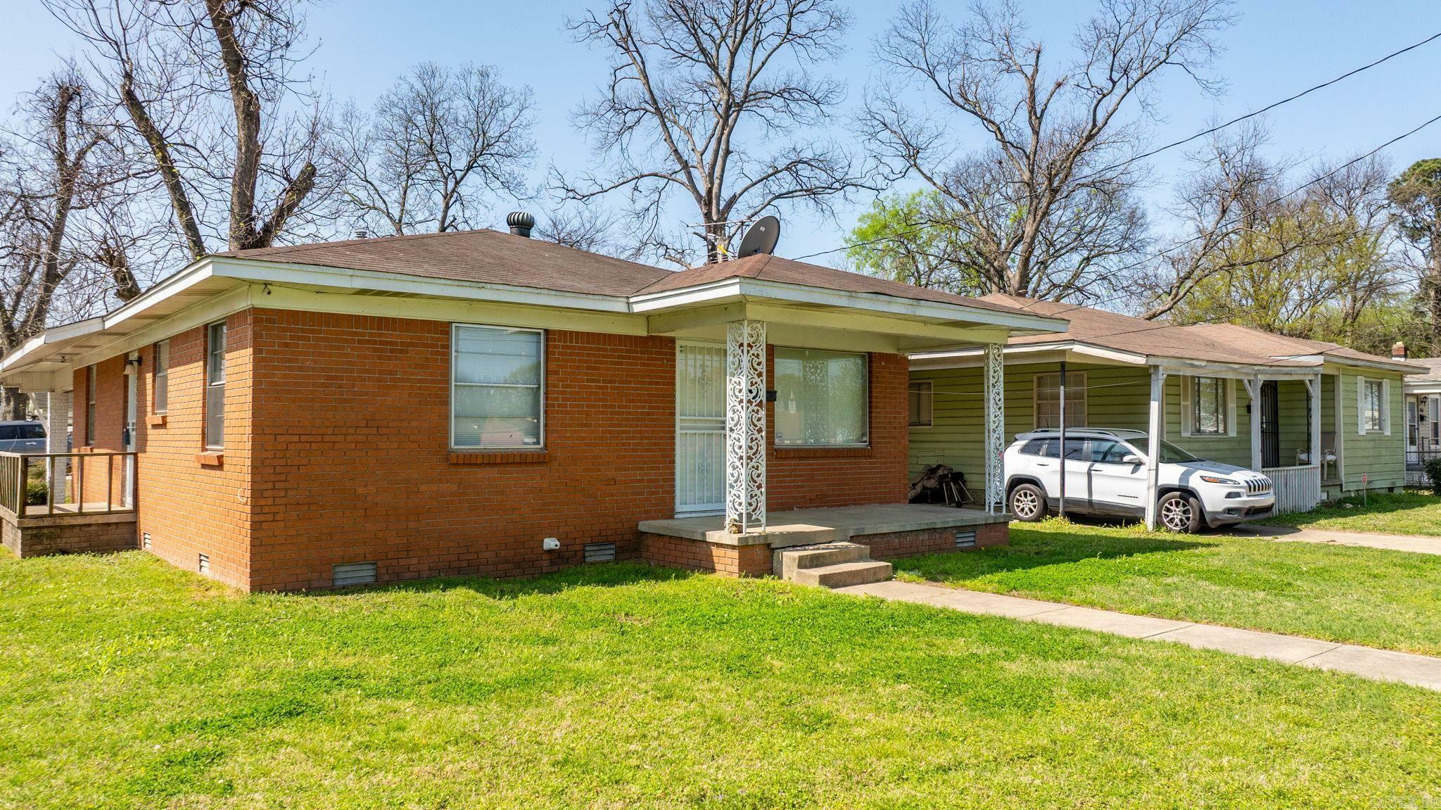 Property Photo:  4514 School Street  AR 72117 