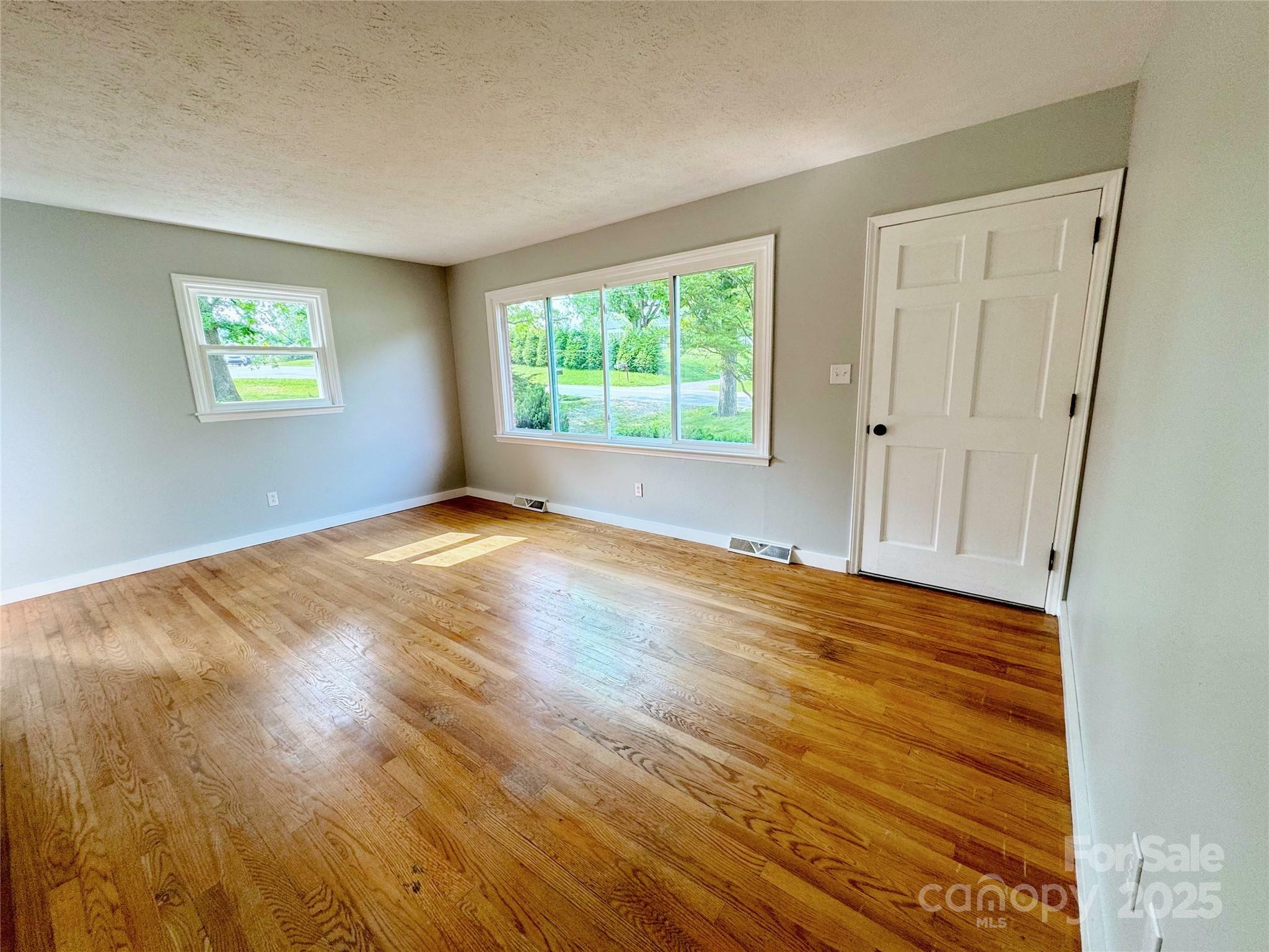Property Photo: 188 Johnston Boulevard NC 28806