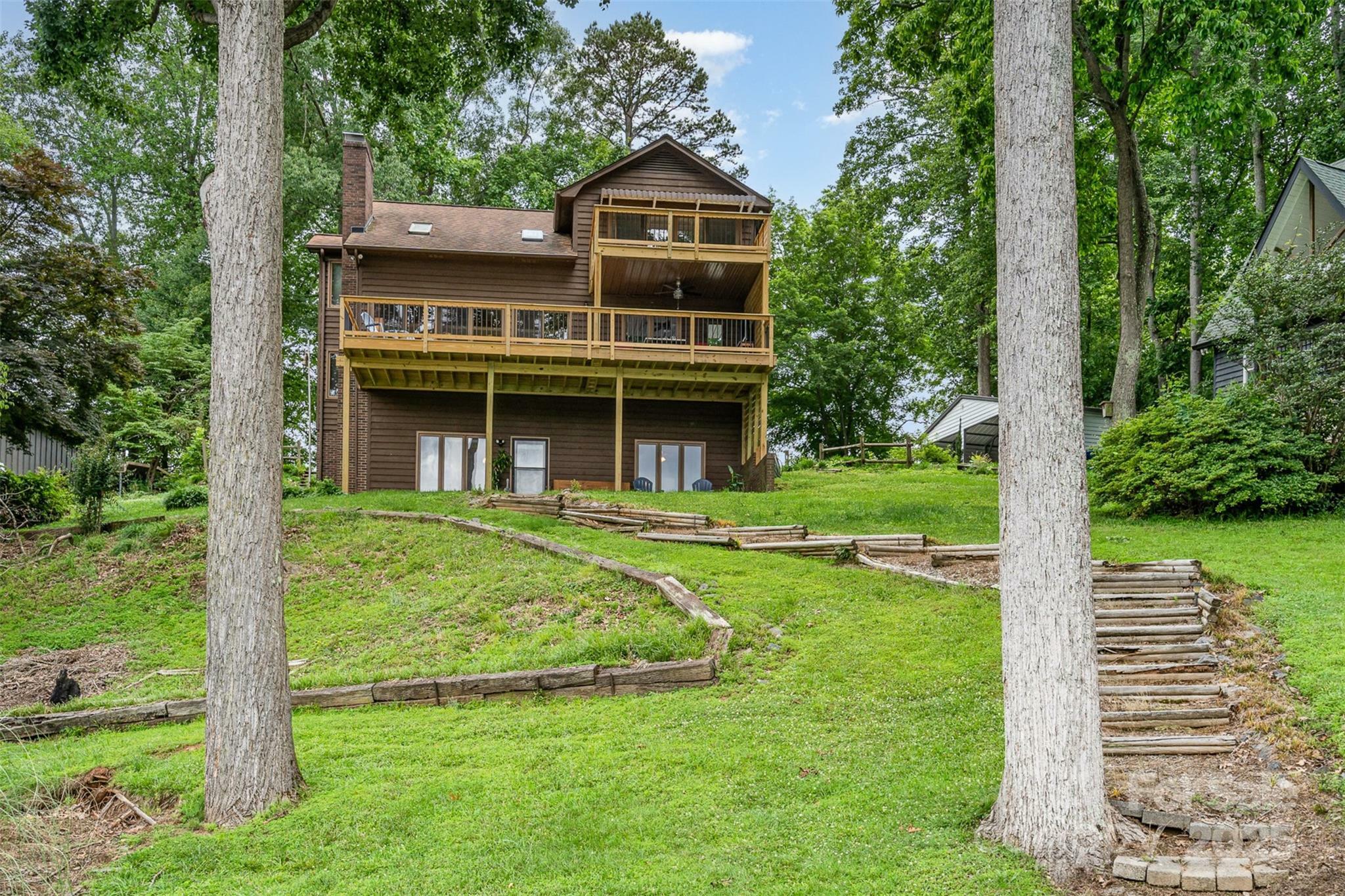 Property Photo: 6719 Love Point Road NC 28037