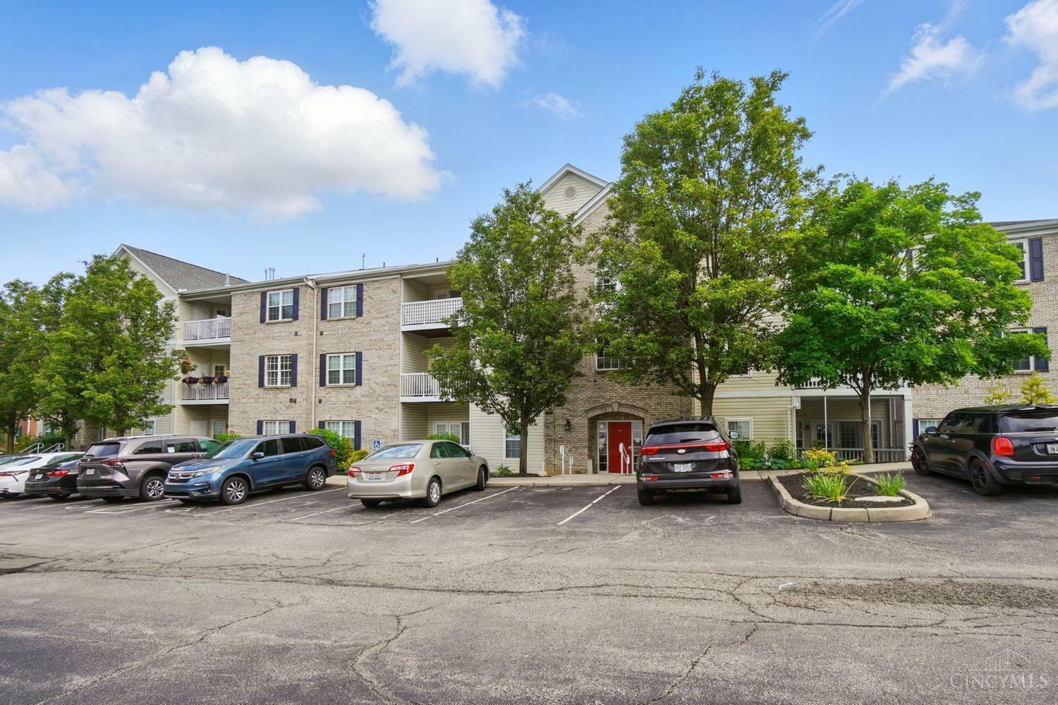 Property Photo:  5425 Michelles Oak Court  OH 45248 