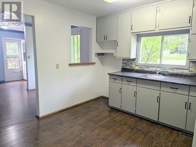 Property Photo:  217 Waldhof Road S  ON P0V 2X0 