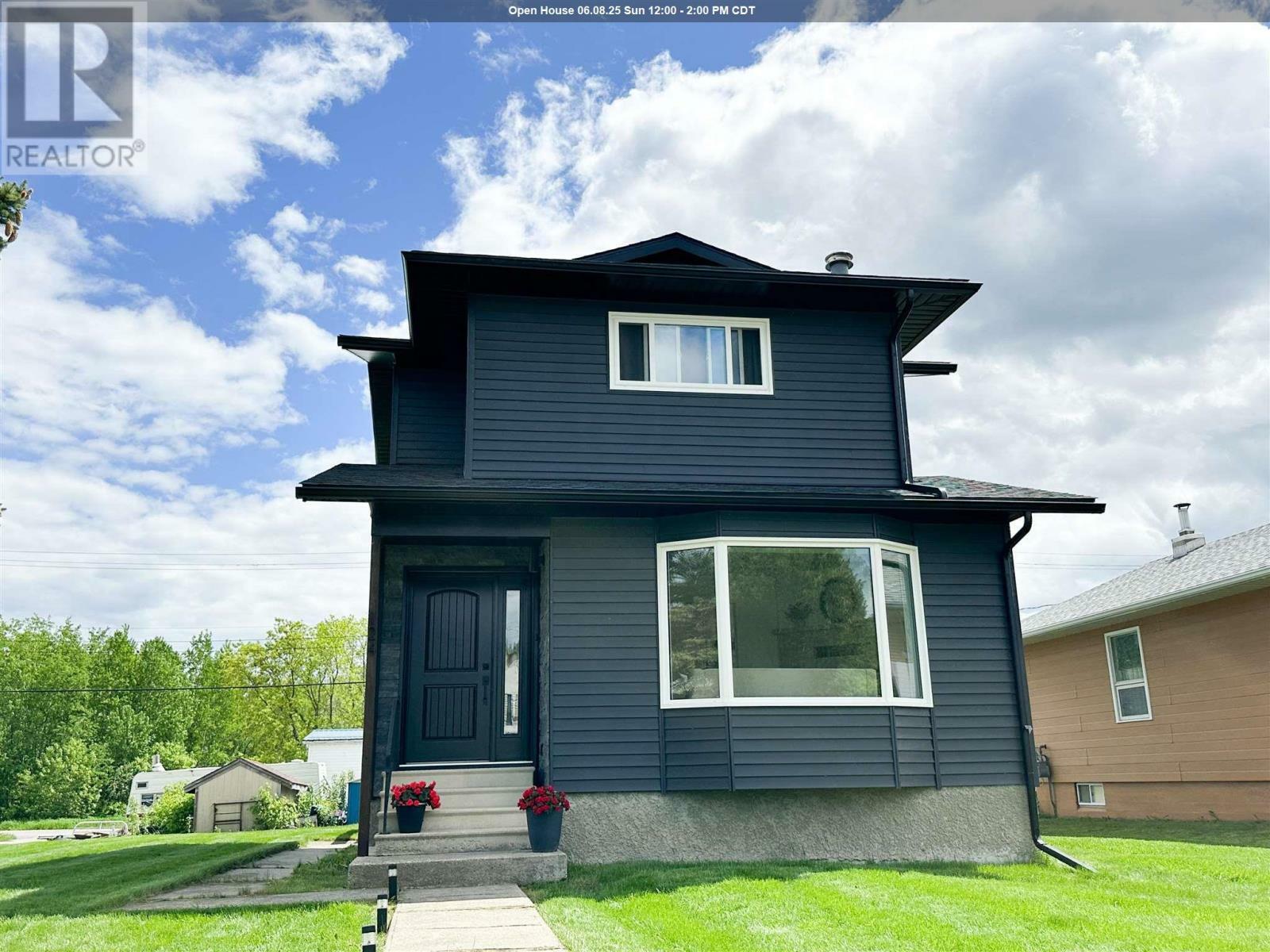 Property Photo:  124 Dickenson Rd  ON P0V 1C0 