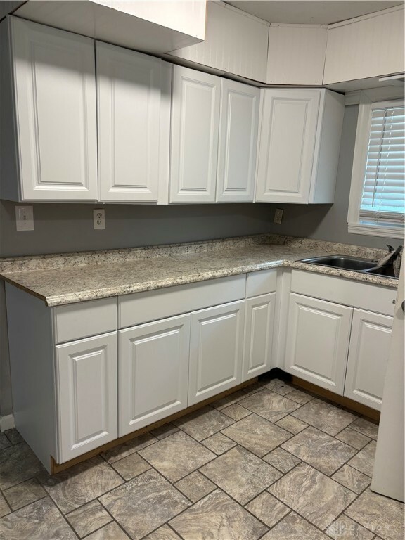 Property Photo: 1035 McArthur Avenue OH 45417