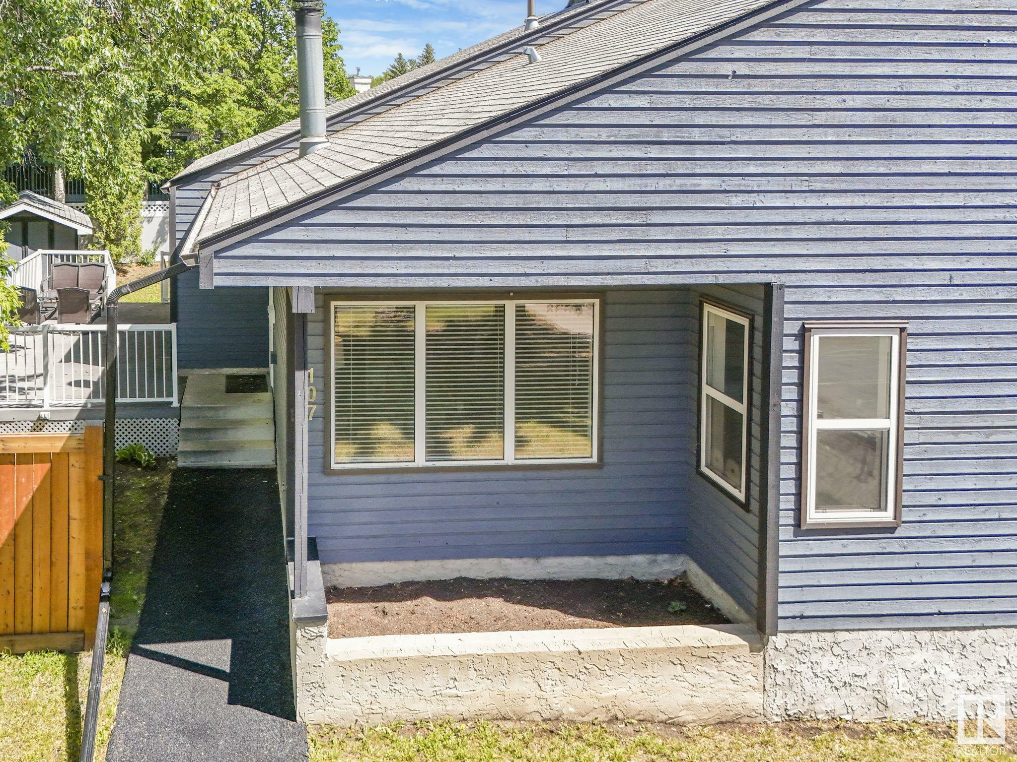 Property Photo: 81 Grandin Road 107 AB T8N 6H7