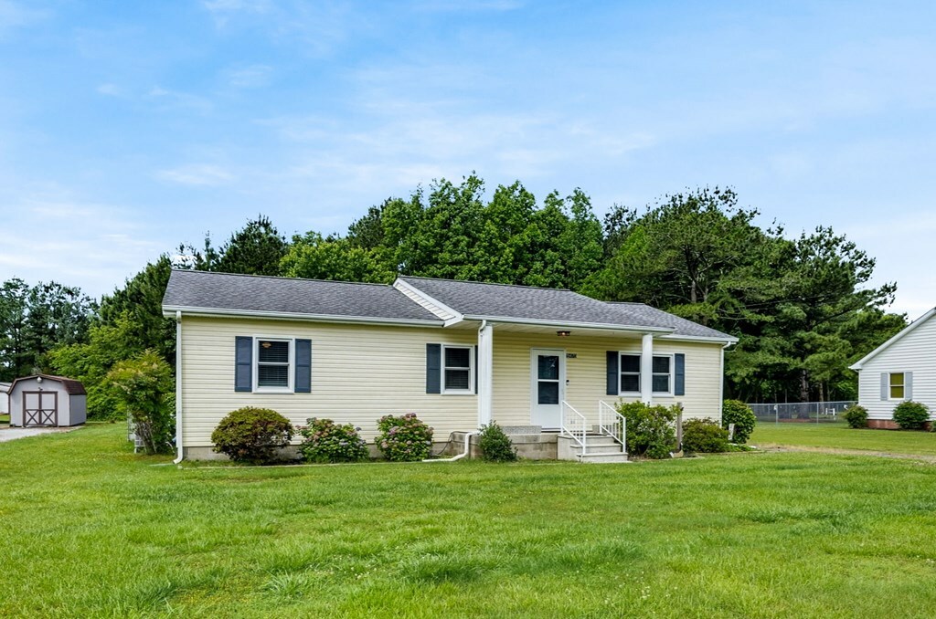 Property Photo: 19470 Lee St VA 23410