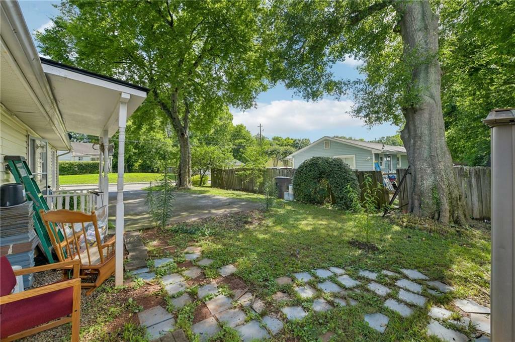 Property Photo: 302 Douglas Street GA 30120