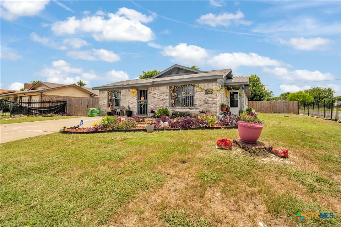 Property Photo: 3602 Bacon Ranch Road TX 76542