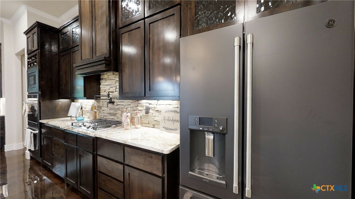 Property Photo: 1007 Bella Vita Drive TX 76559