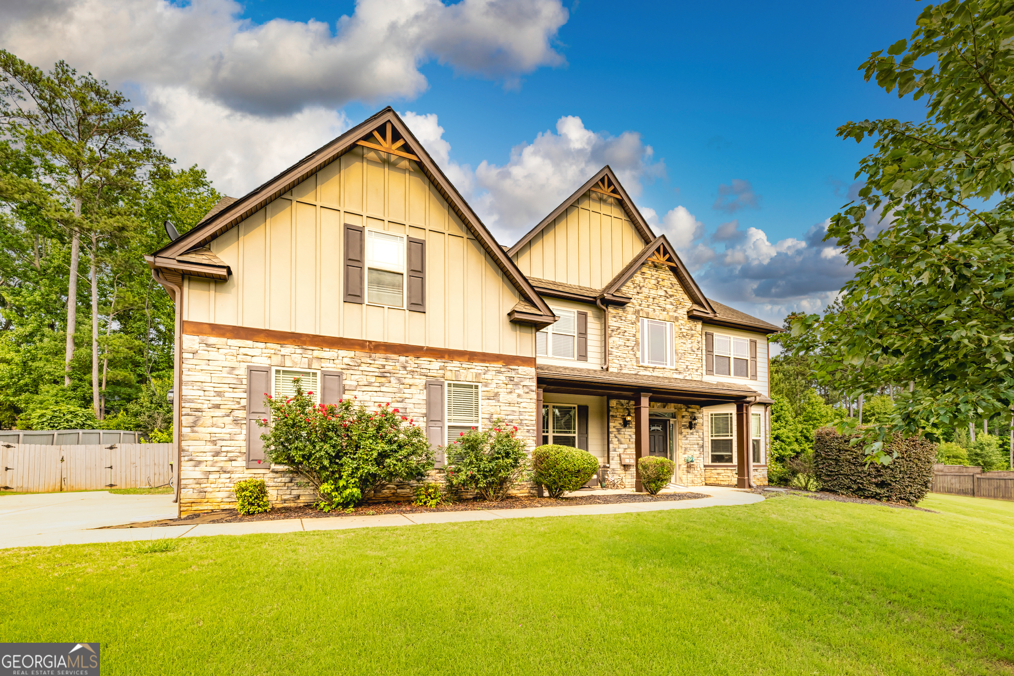 Property Photo: 150 Bellemeade Court GA 30215