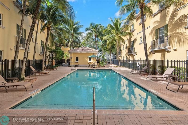 Property Photo:  2512 SW 14th Ave 507  FL 33315 