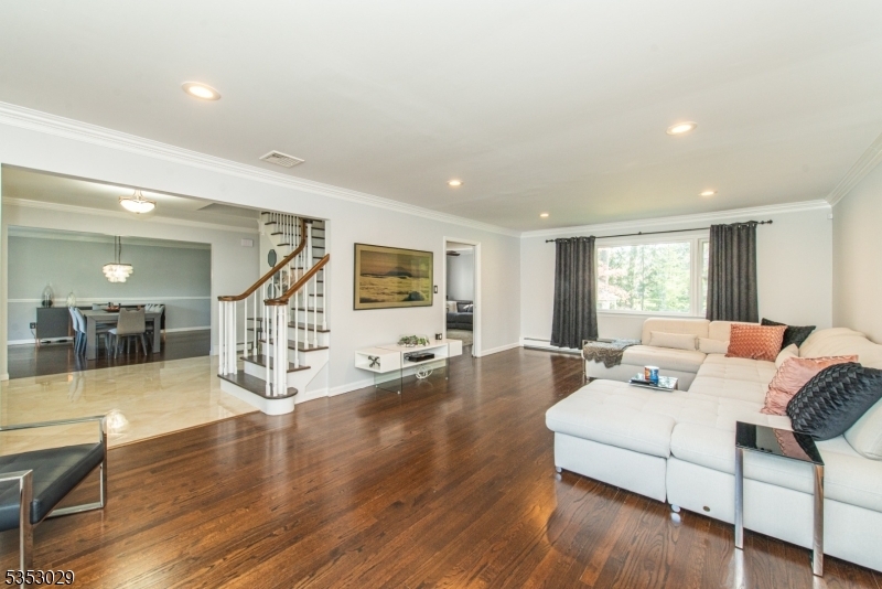 Property Photo: 114 Helen Ct NJ 07417