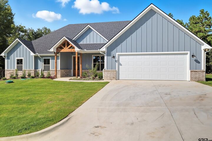 Property Photo:  24062 Sun Ridge Rd.  TX 75771 