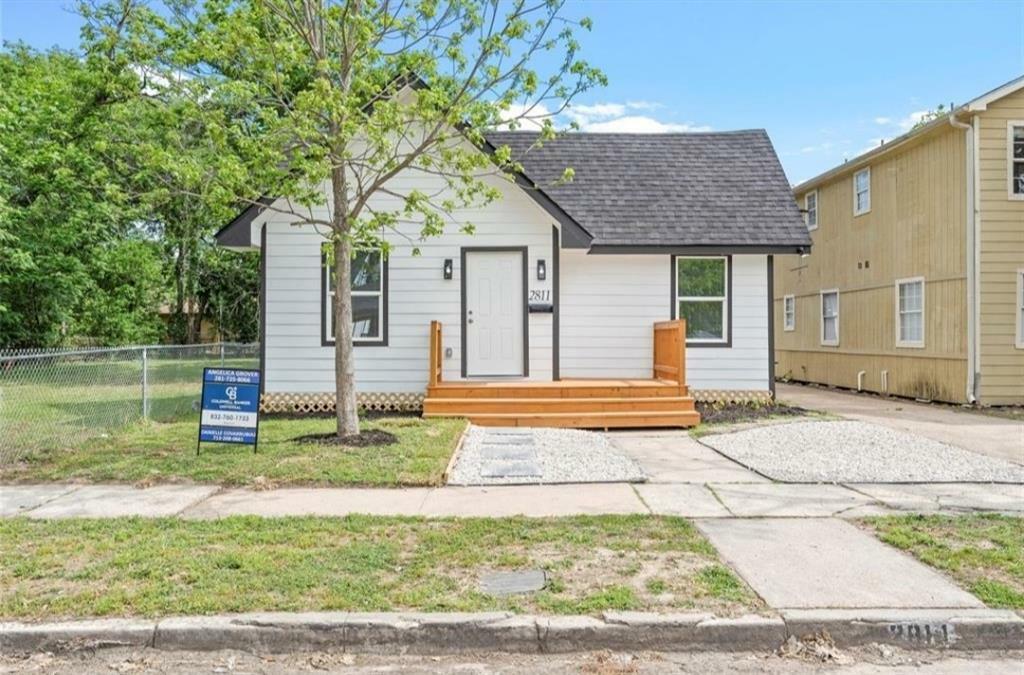 Property Photo: 2811 Winbern Street TX 77004