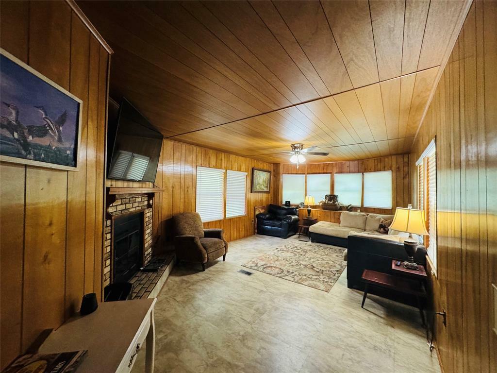 Property Photo:  193 Apache Drive  TX 75948 