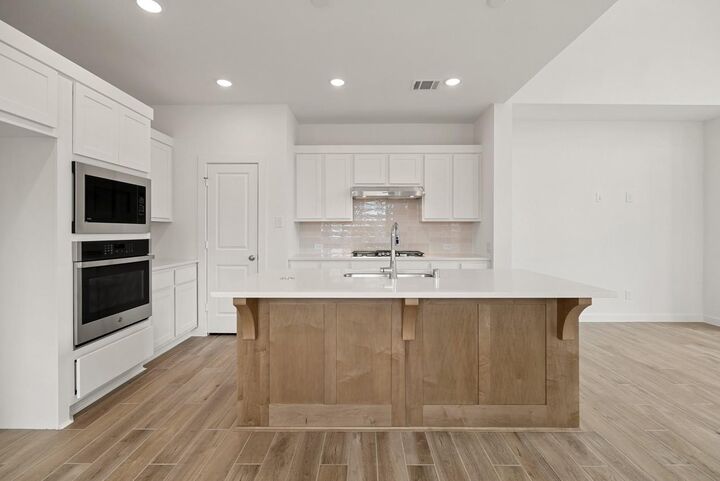 Property Photo: 27007 Golden Isle Lane TX 77493