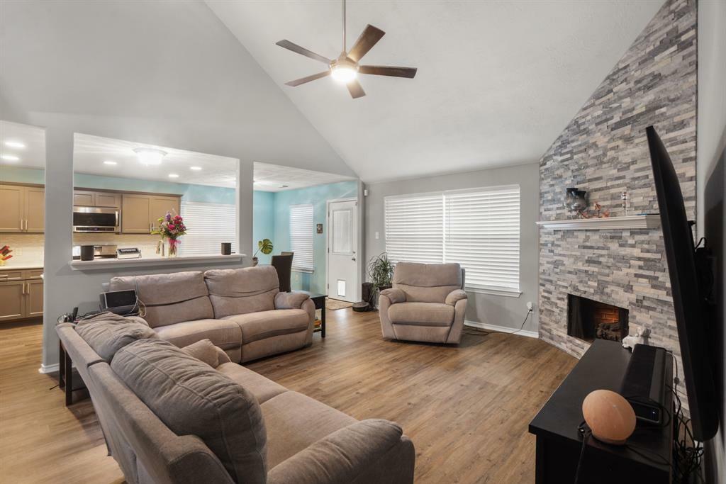 Property Photo: 20019 Still Manor Court TX 77449