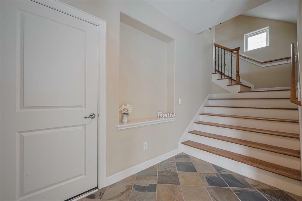 Property Photo: 2121 Harold Street B TX 77098