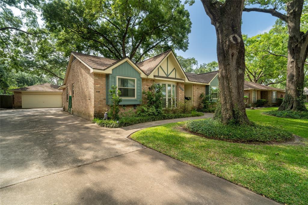 Property Photo: 2006 Ramada Drive TX 77062
