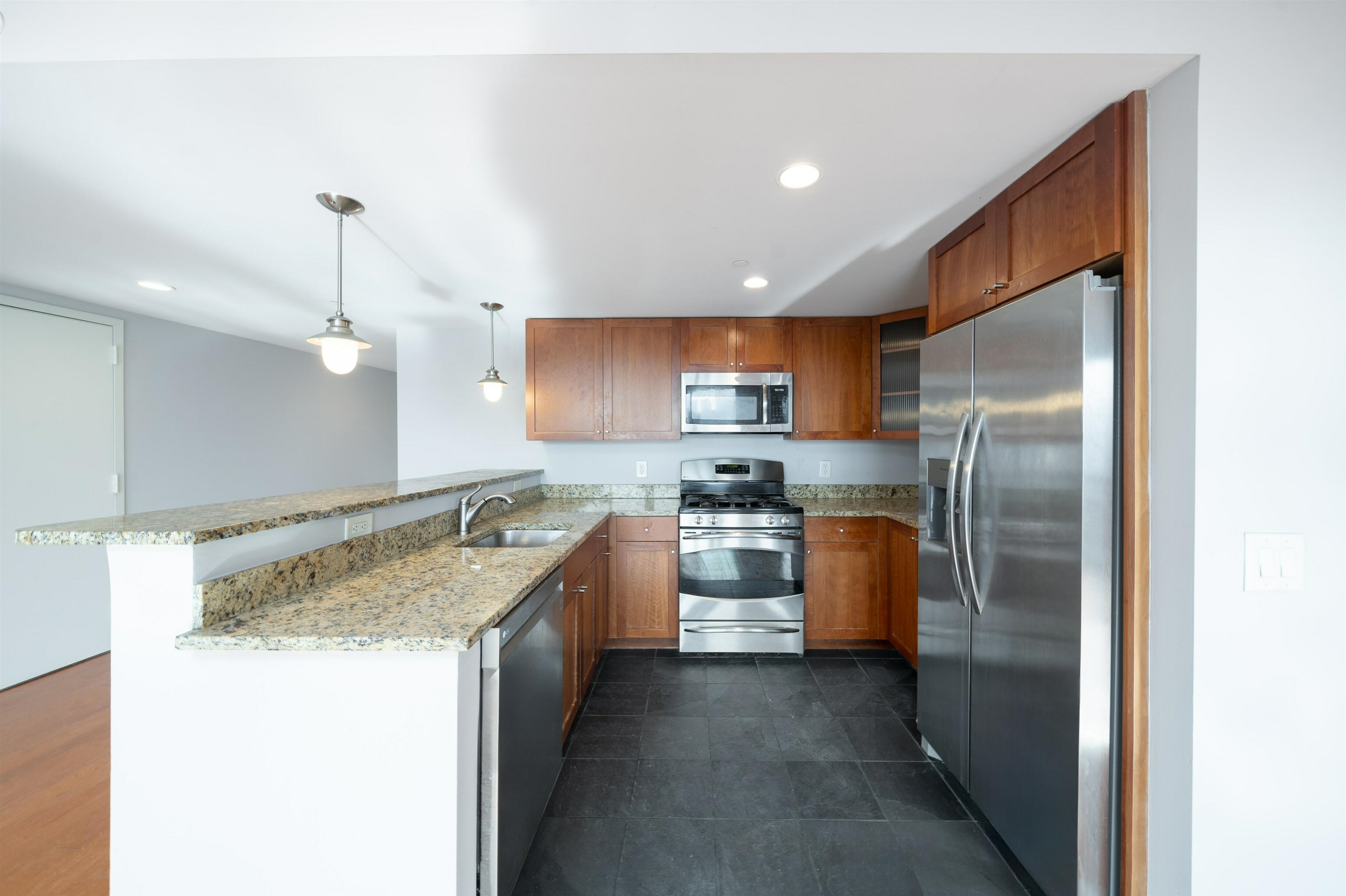 Property Photo: 700 Grove St 12G NJ 07310