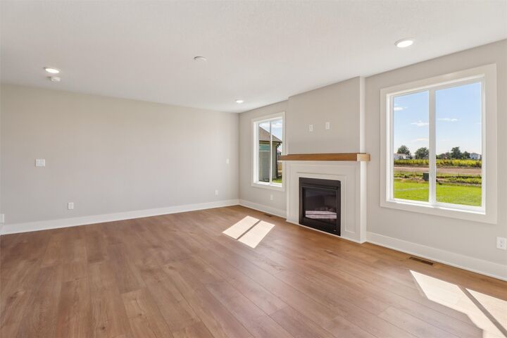 Property Photo: 2516 NW Linwood Court IA 50023