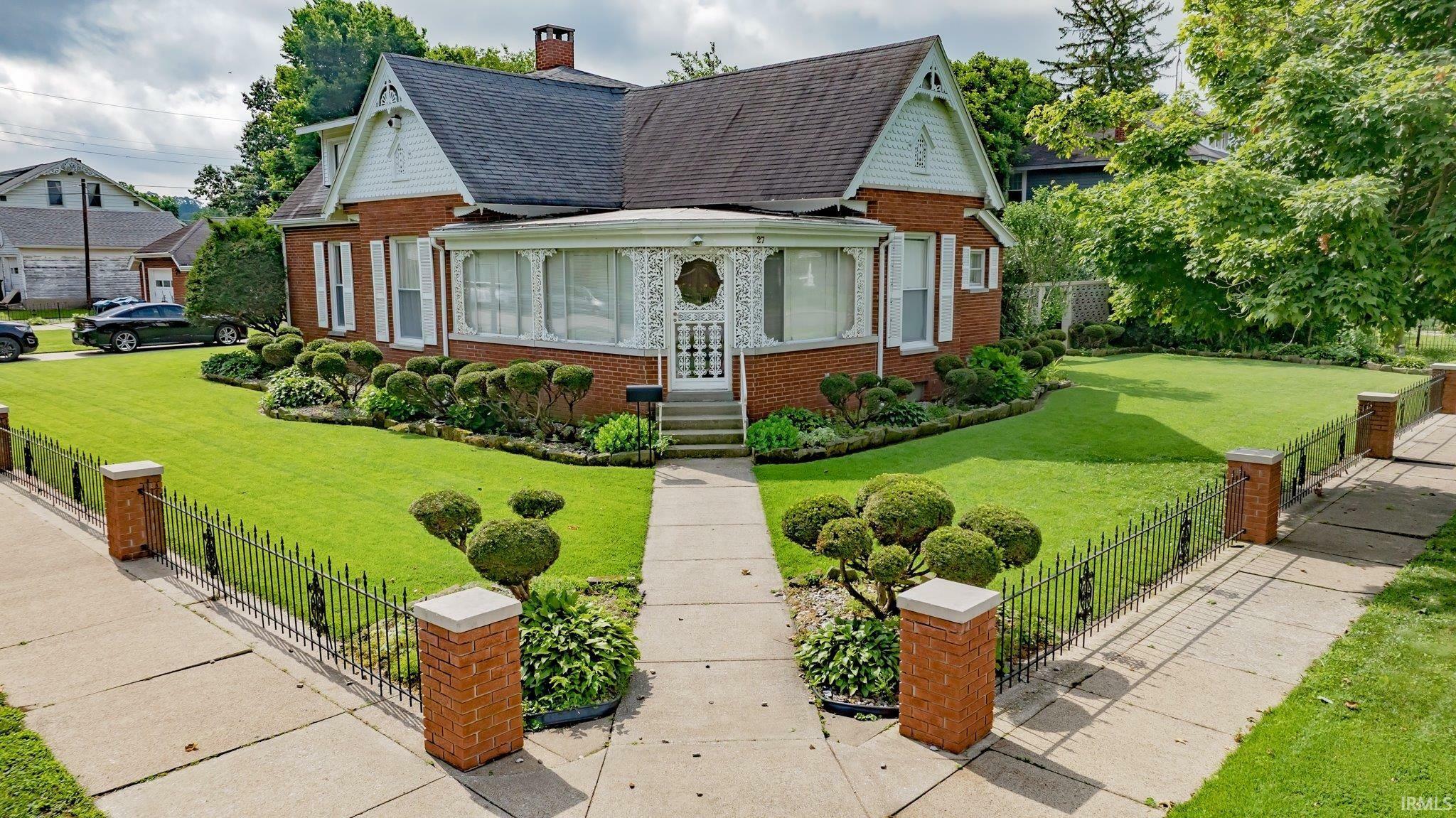 Property Photo: 27 N Edwards Street IN 47471