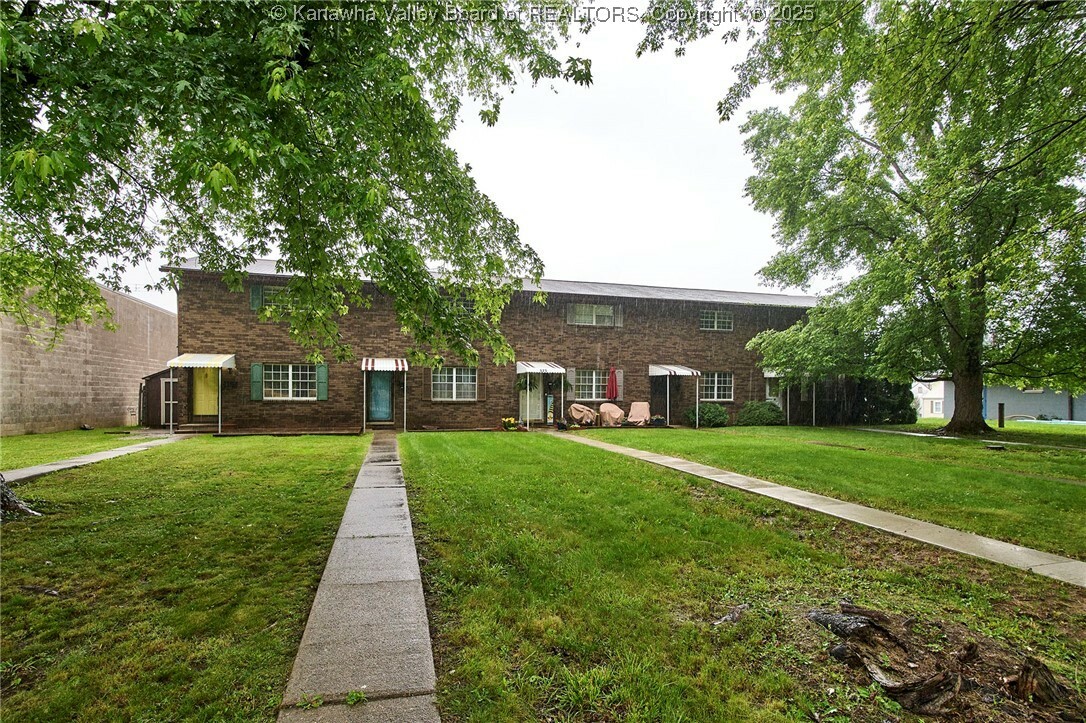 Property Photo: 121 1st Avenue WV 25303