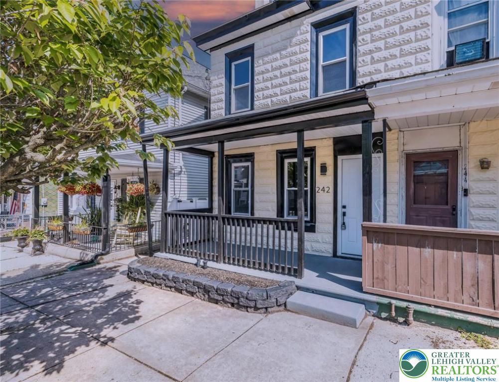 Property Photo: 242 E Hazard Street PA 18250