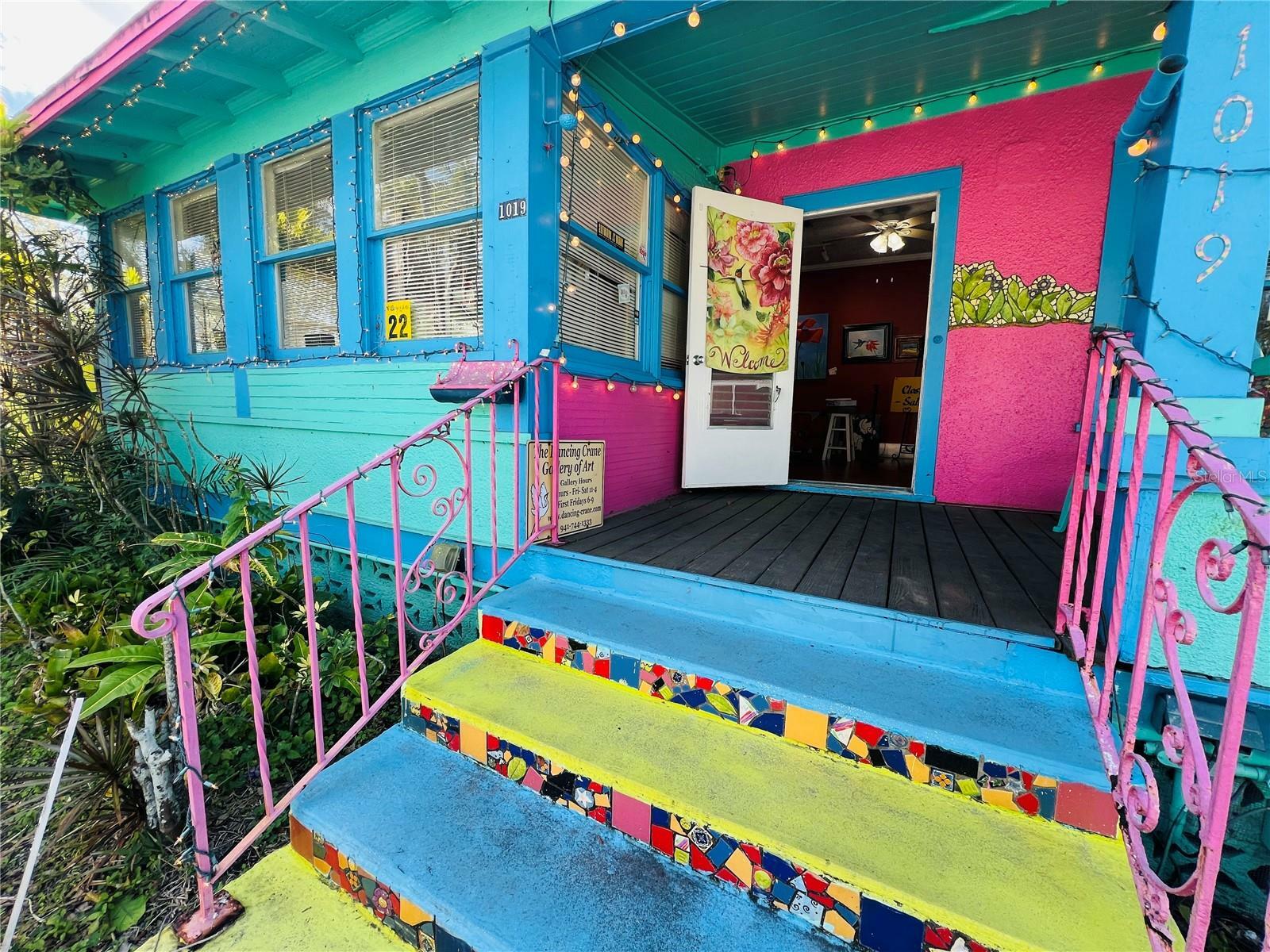 Property Photo: 1019 10th Avenue W FL 34205