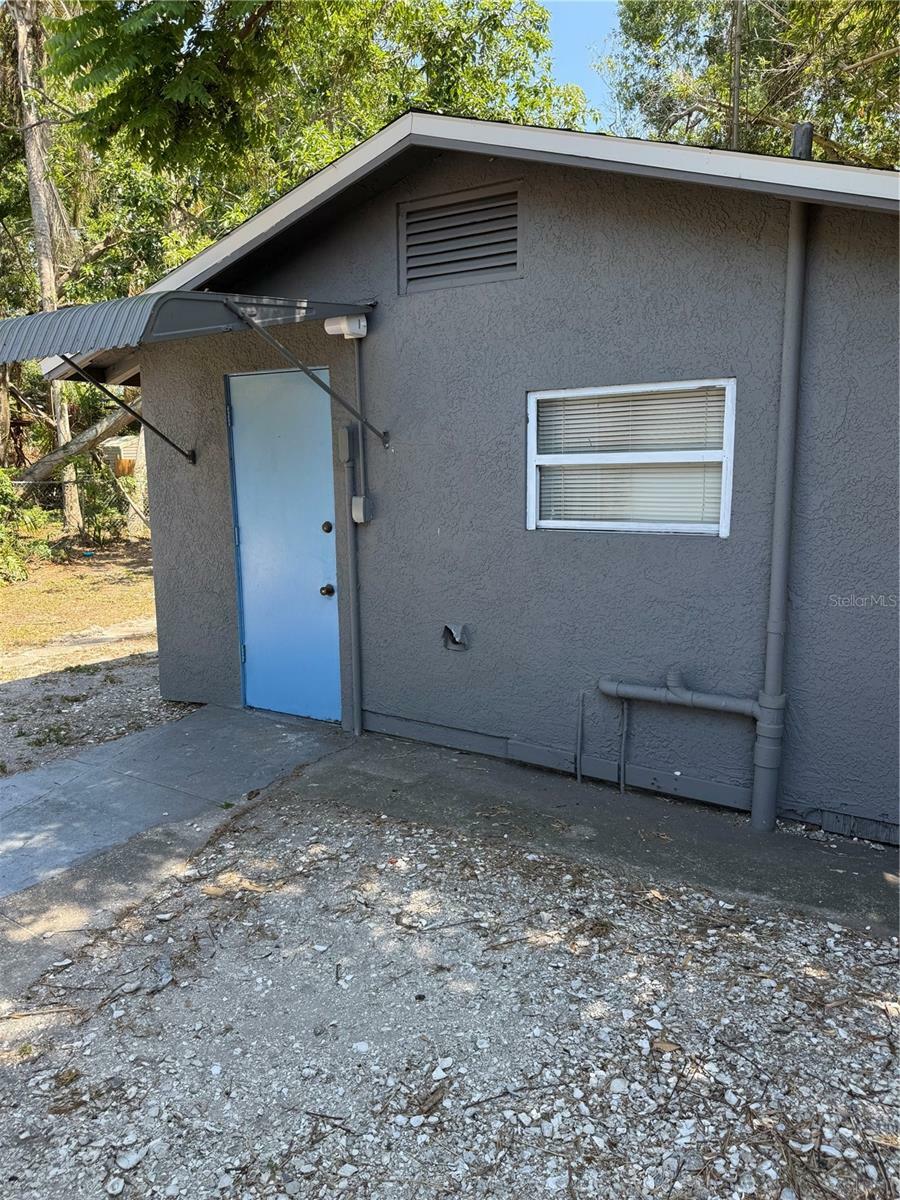 Property Photo: 1080 Colleton Drive FL 34234