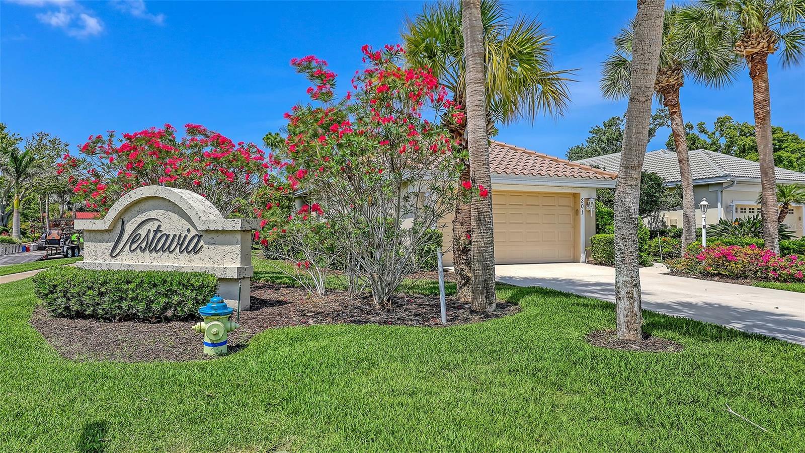 Property Photo: 201 Vestavia Drive FL 34292