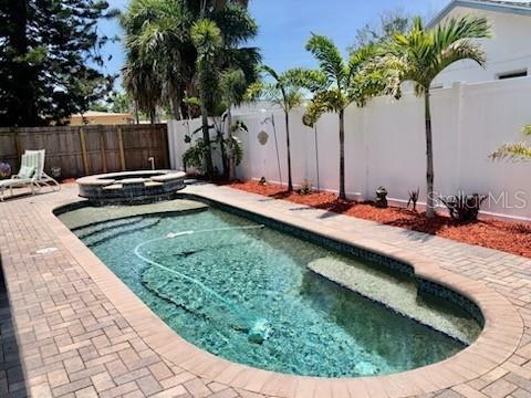 Property Photo:  14530 Apache Avenue  FL 33774 