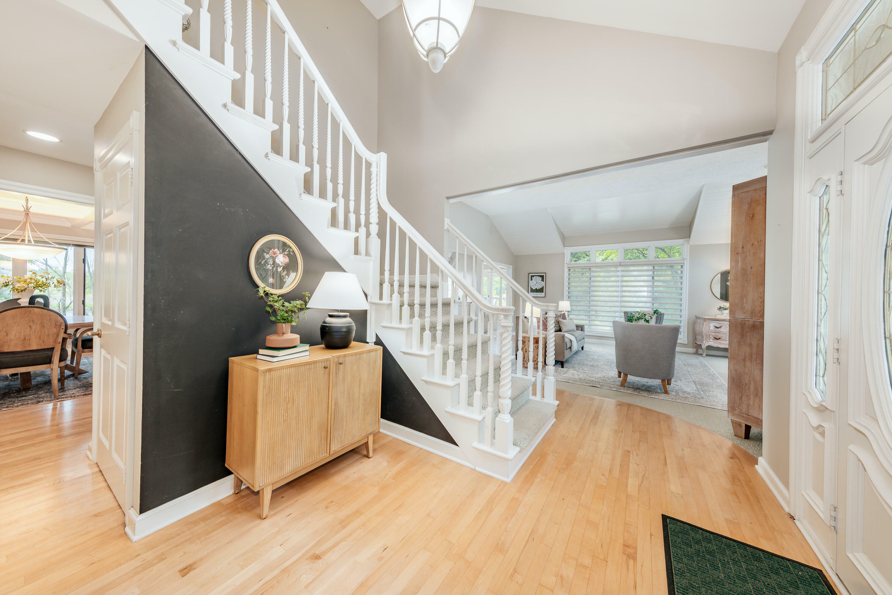 Property Photo: N19w22081 Fox View Ct 2B WI 53186