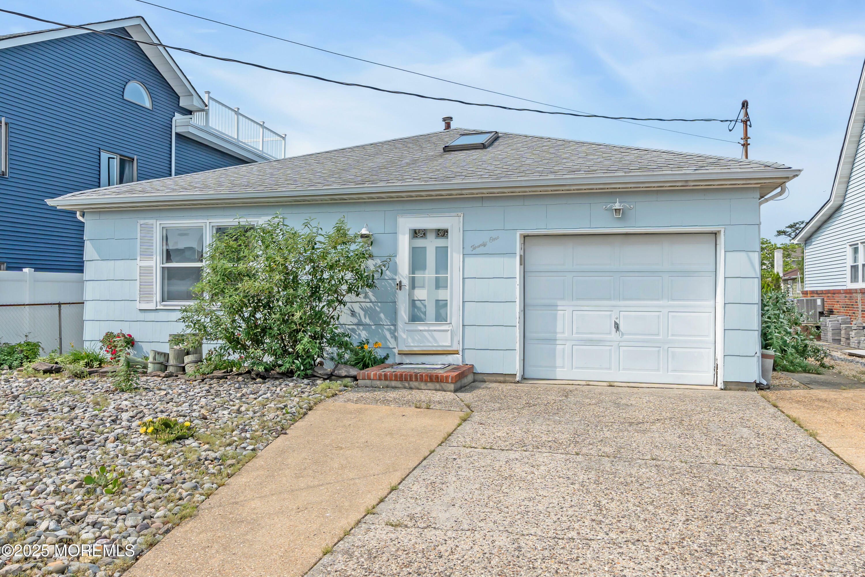 Property Photo: 21 Clearwater Way NJ 08753