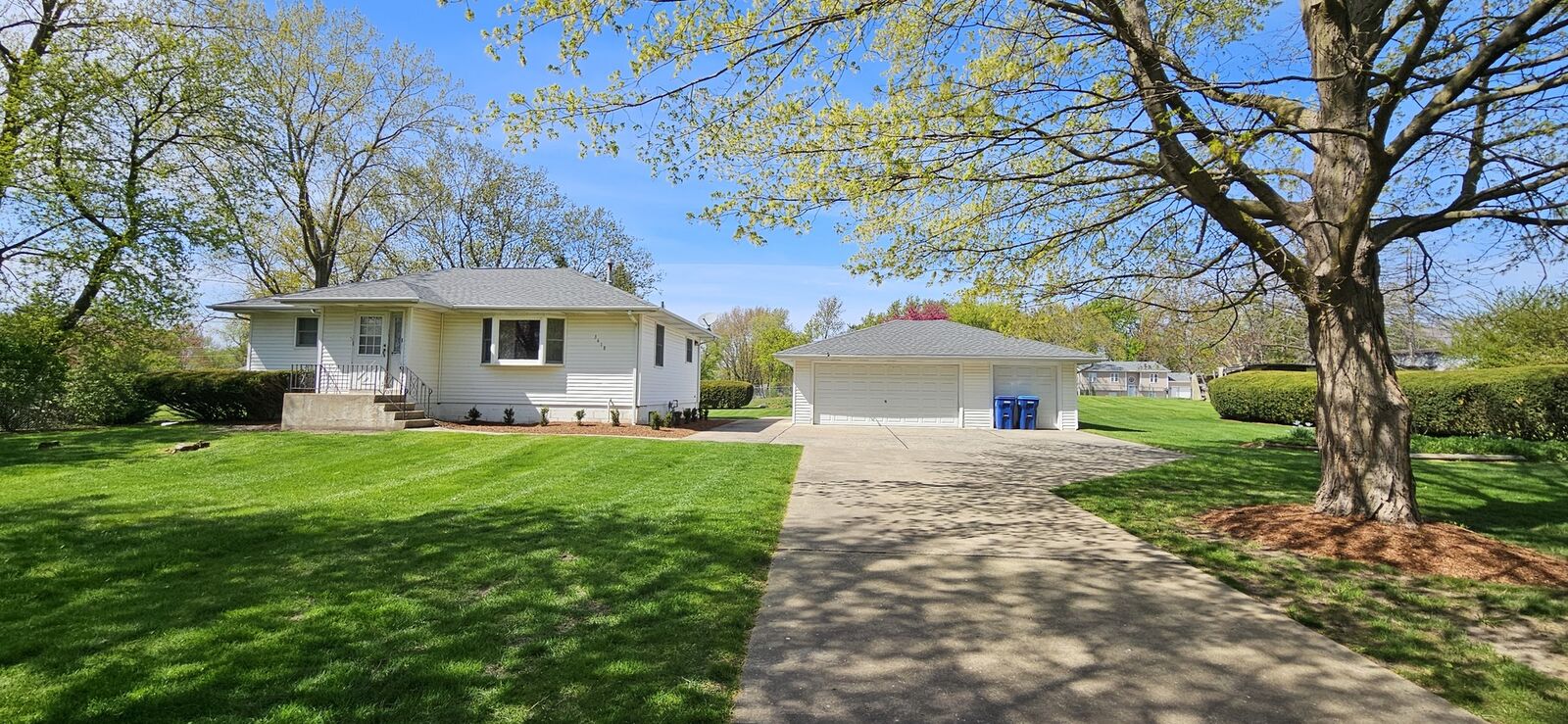 Property Photo:  3418 Pacific Avenue  IL 60031 