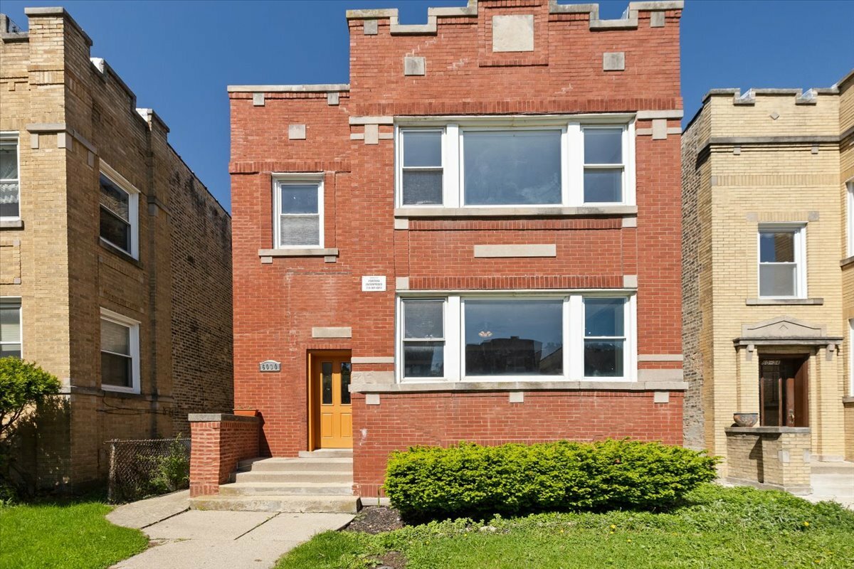 Property Photo:  6030 N Claremont Avenue  IL 60659 