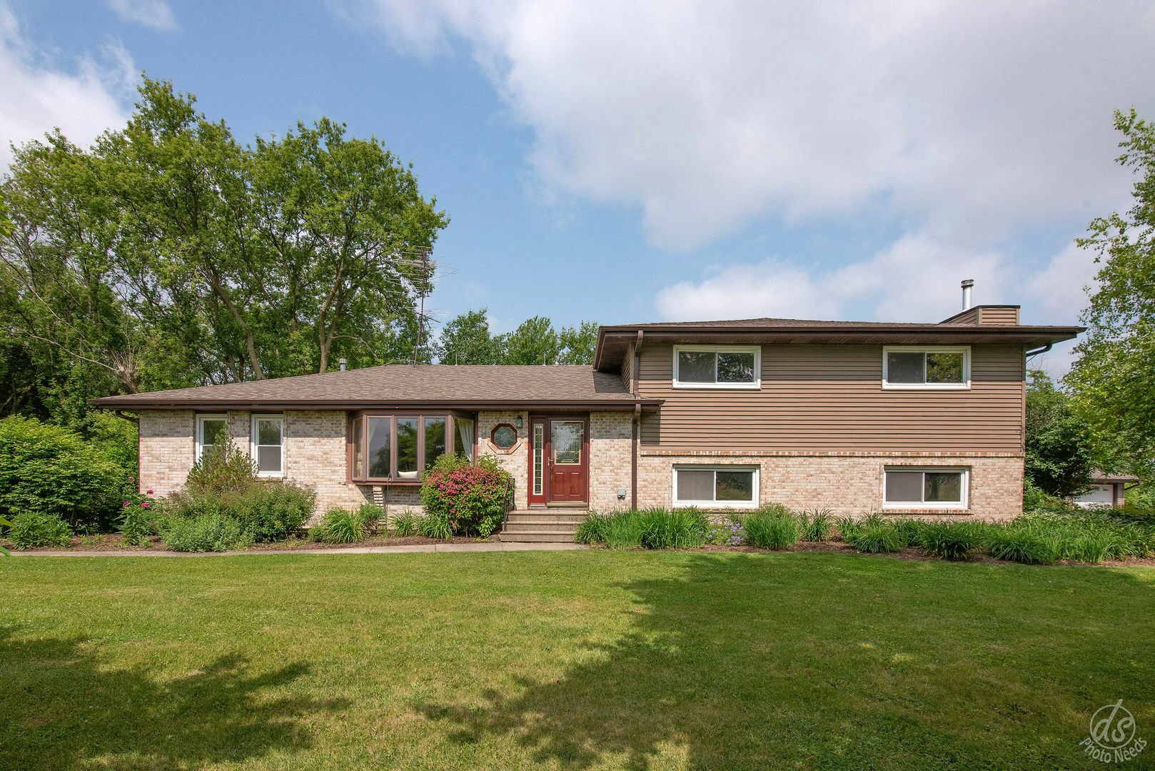 28671 Moose Range Road  Sycamore IL 60178 photo