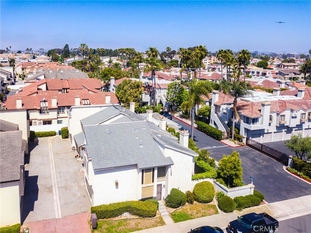 Property Photo:  17081 Green Lane  CA 92649 