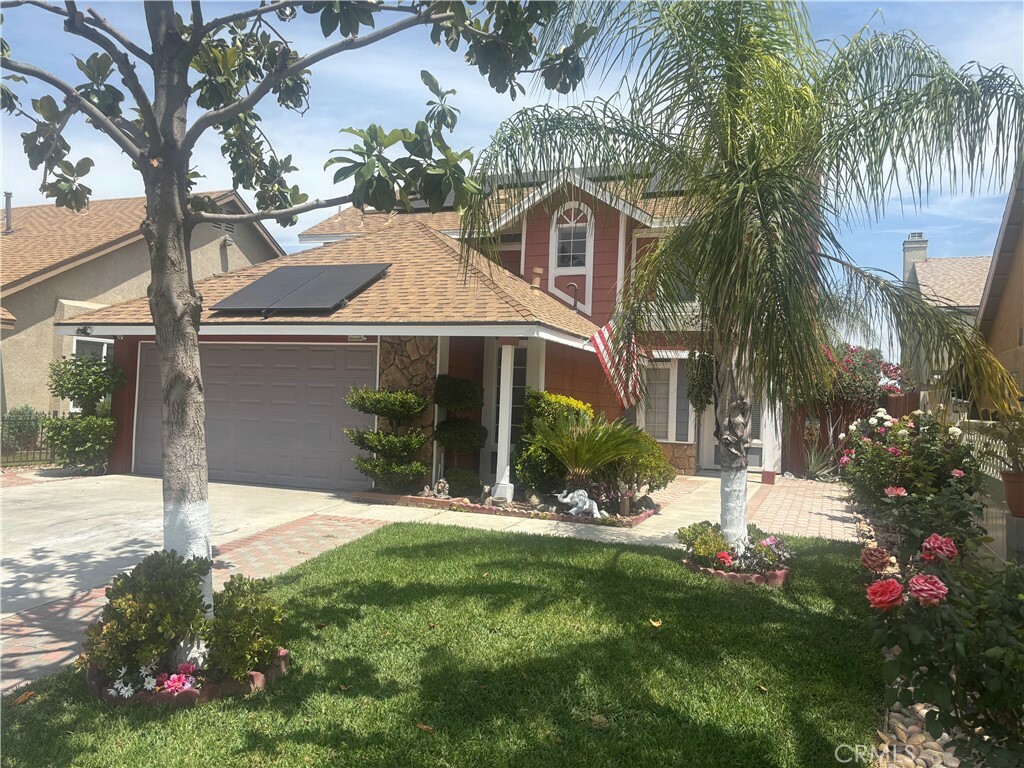 Property Photo: 116 Evergreen Place CA 92571