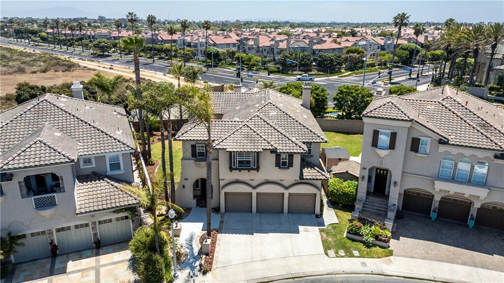 Property Photo:  5712 Ocean Vista Drive  CA 92648 