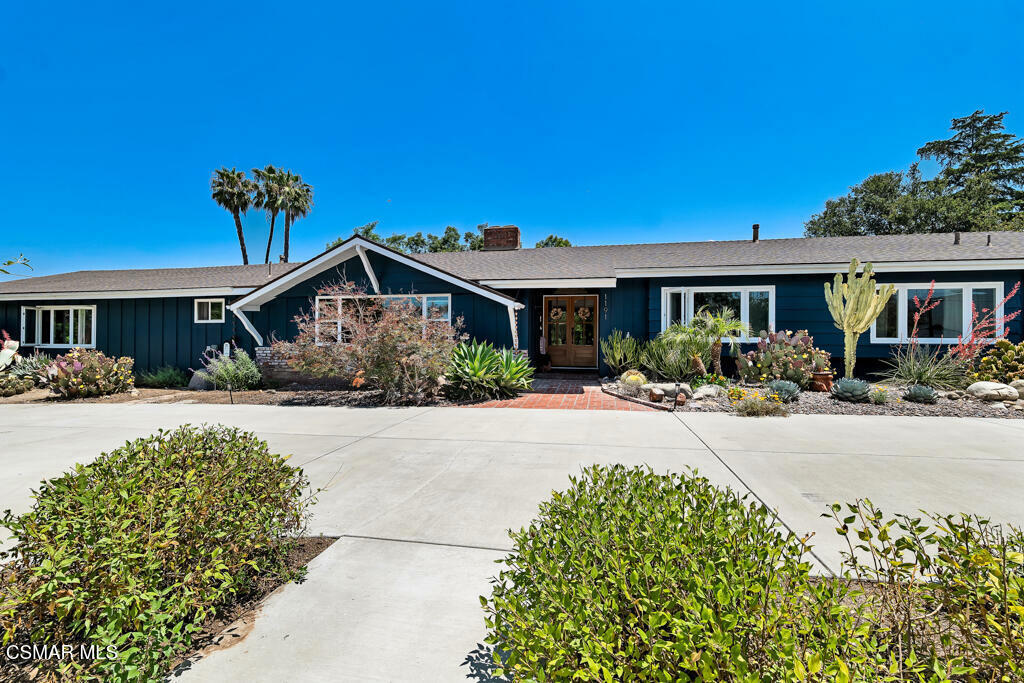 Property Photo: 1191 Calle Arroyo CA 91360