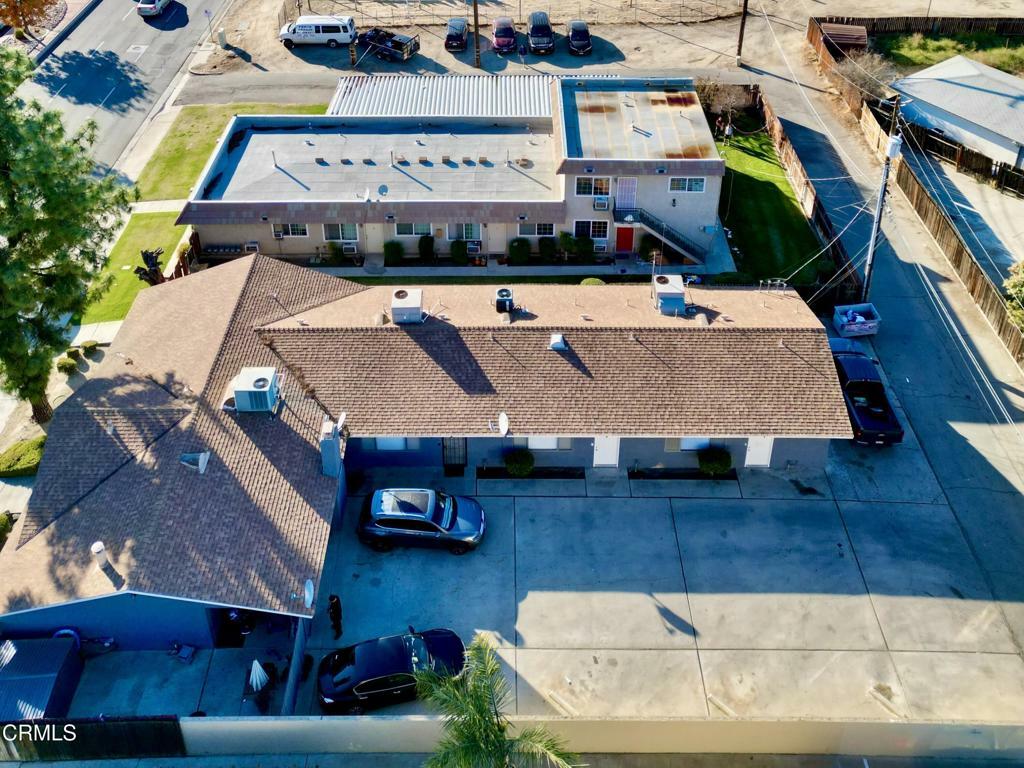 Property Photo: 3840 White Lane CA 93309