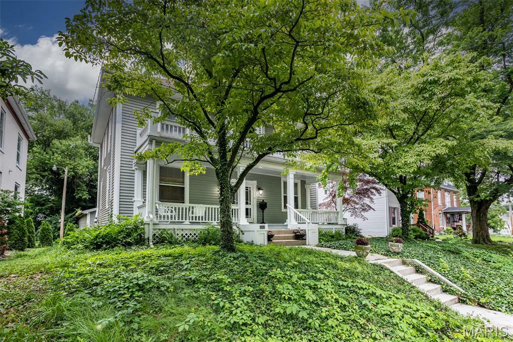 Property Photo: 1113 State Street IL 62002
