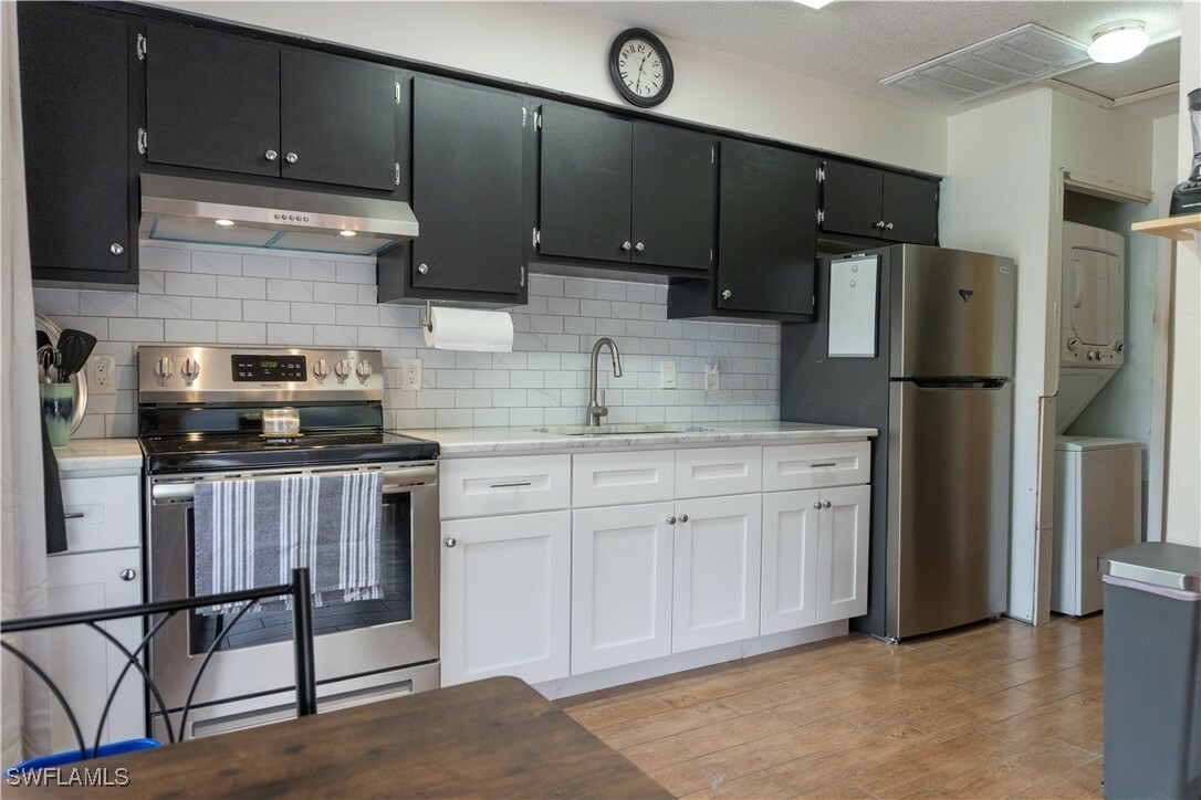 Property Photo: 1165 Palm Avenue 8A FL 33903