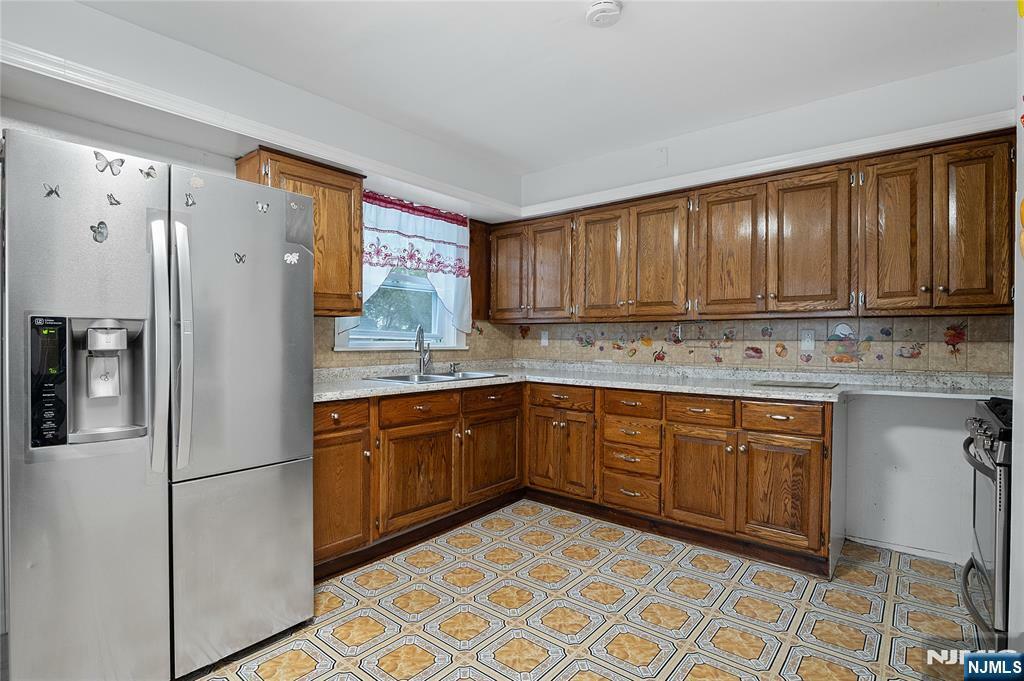 Property Photo: 548 Jefferson Avenue NJ 07201