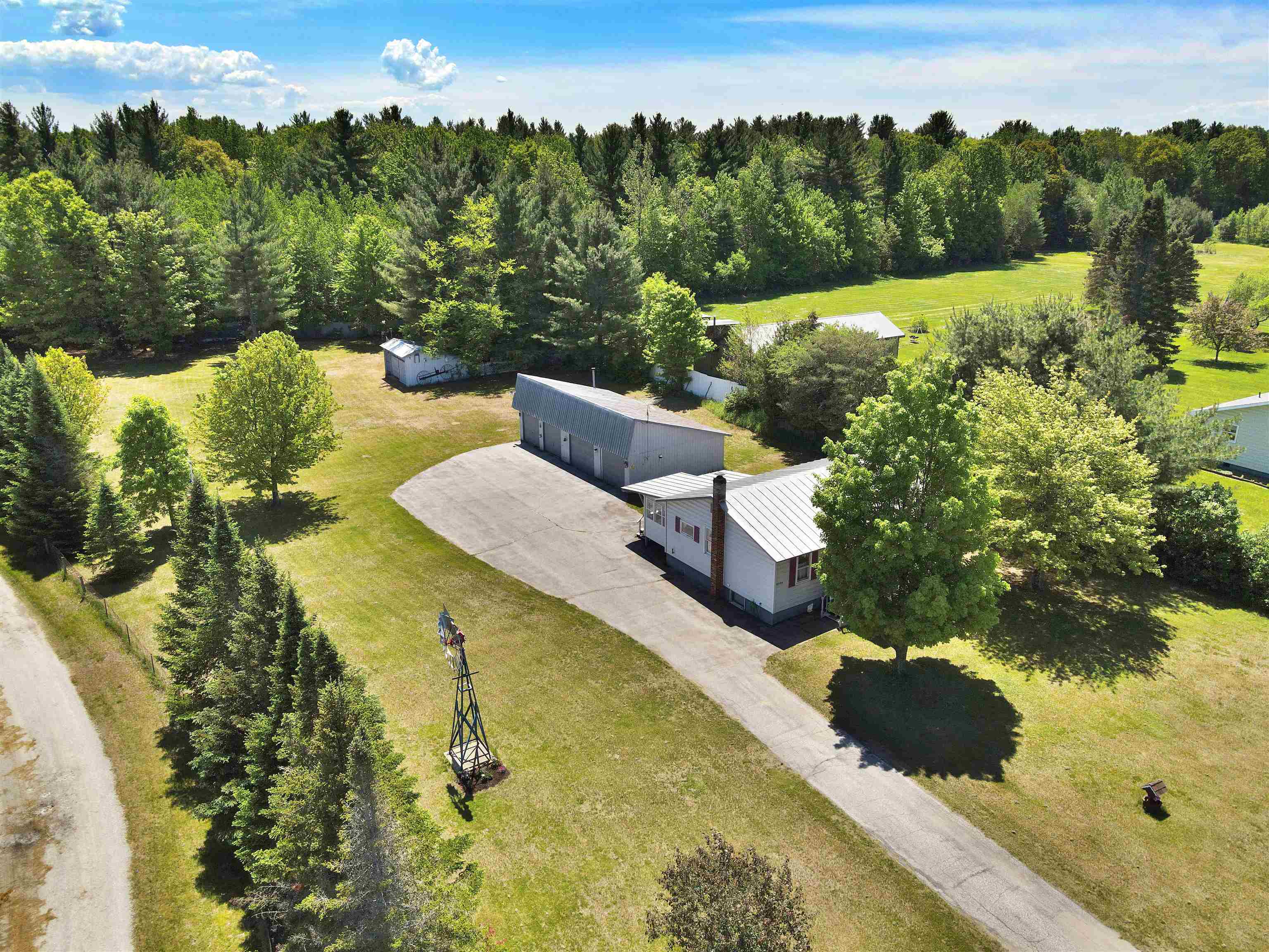 Property Photo: 4054 Vt Route 78 VT 05459