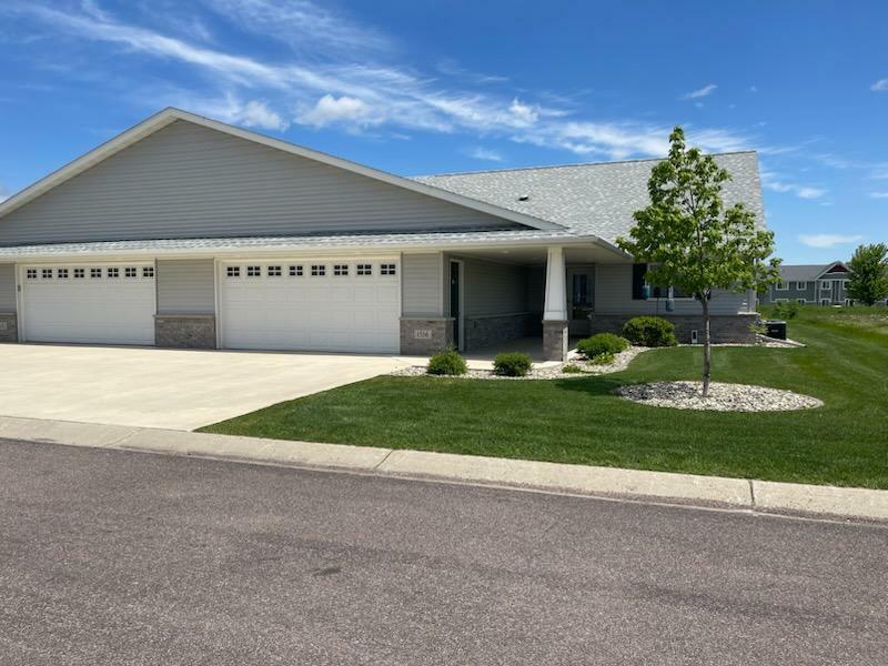 Property Photo: 1516 Ranger Drive MN 55336