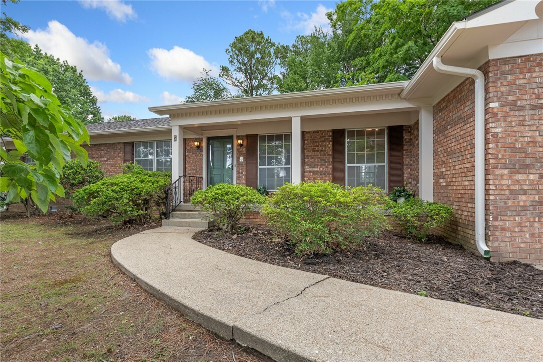 Property Photo:  5 Rolling Meadows Drive  AR 72601 