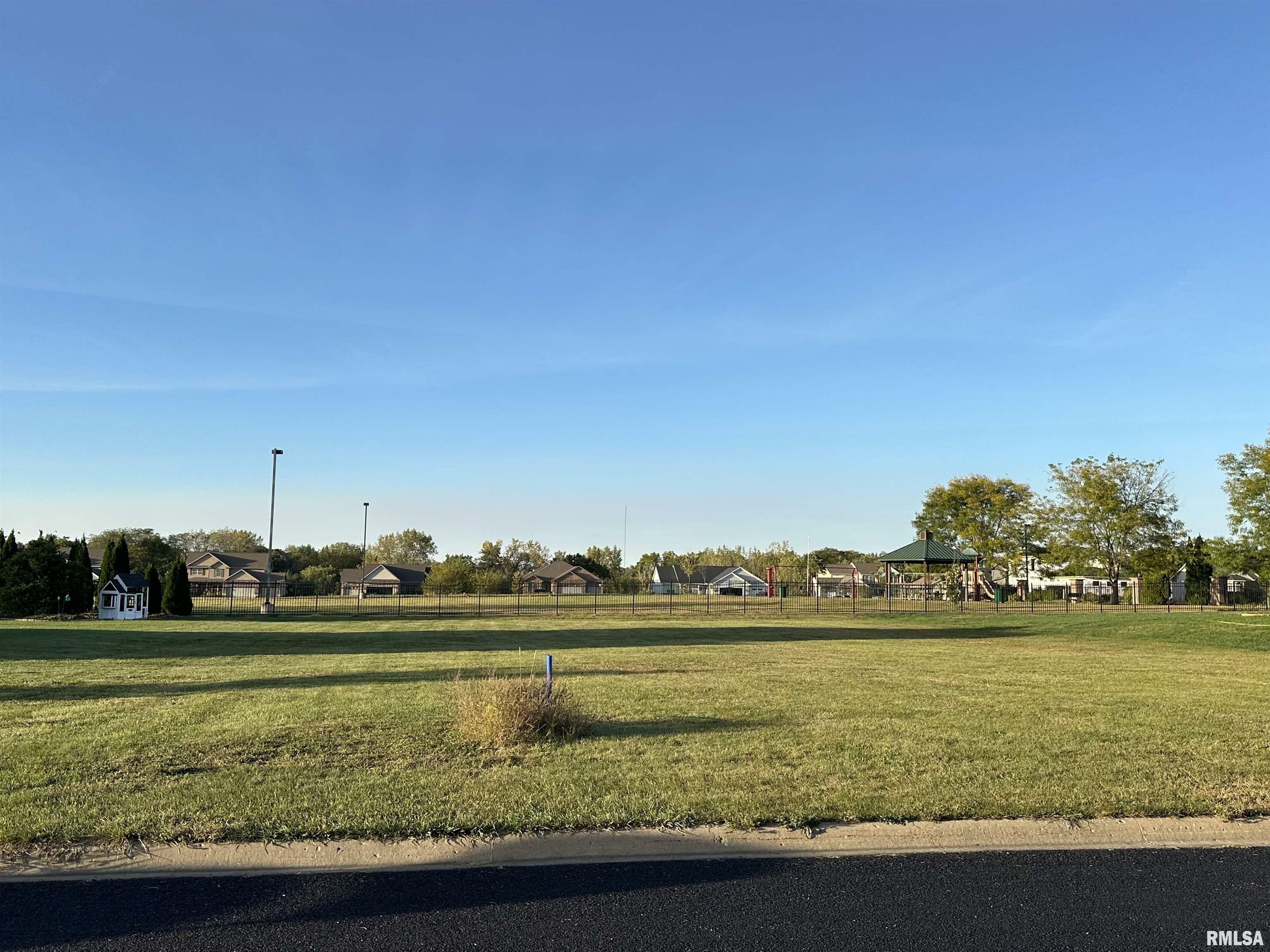 Property Photo:  204 Windsong Drive  IL 61571 