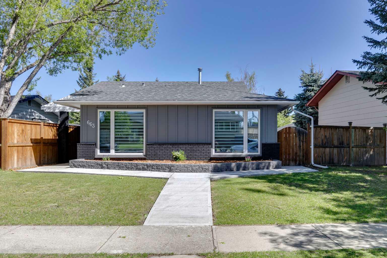 663 Midridge Drive SE  Calgary AB T2X 1E9 photo