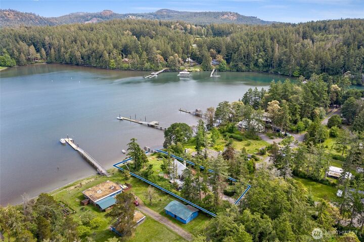 Property Photo: 375 De Haro Lane W WA 98250